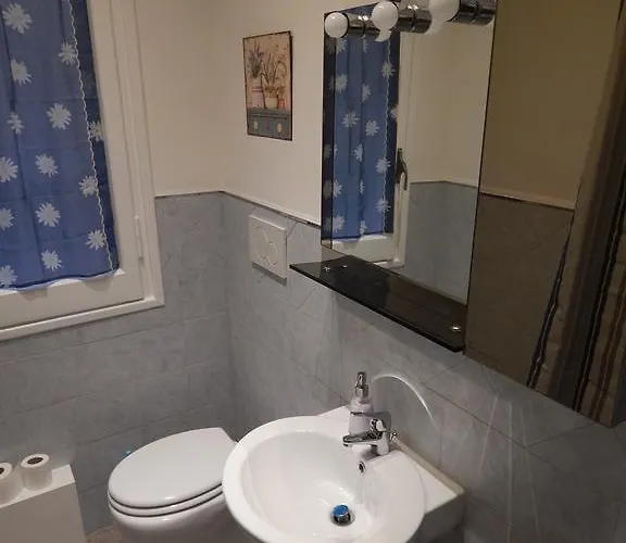 罗马市中心爱非特梅尔旅馆，梵蒂冈博物馆 招待所 *